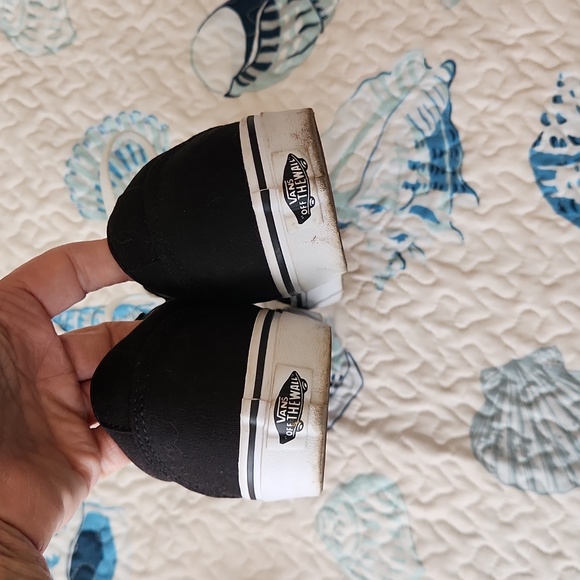 Womens Van's size 8.5 - Picture 4 of 5